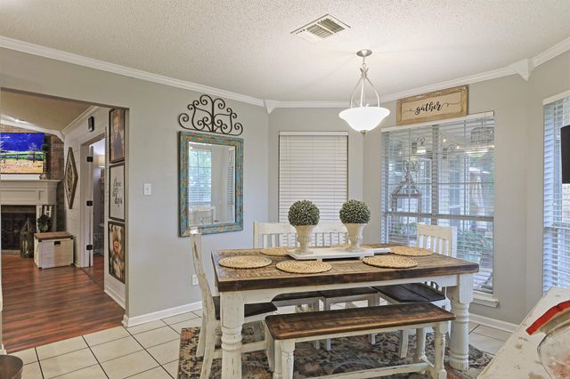 329 Regal Oaks, White Hall, AR 71602