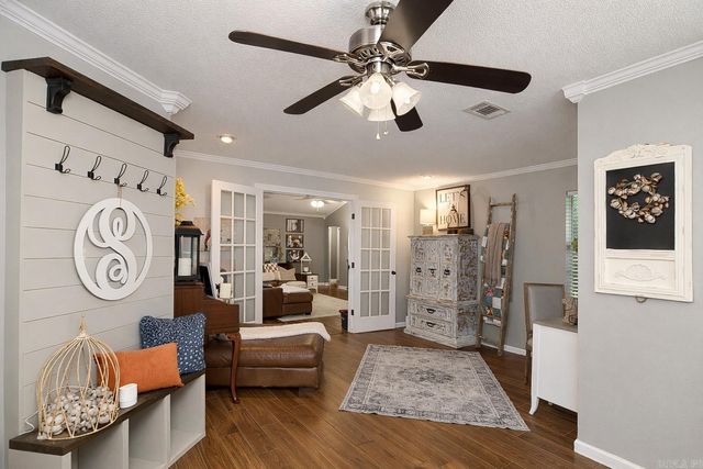 329 Regal Oaks, White Hall, AR 71602