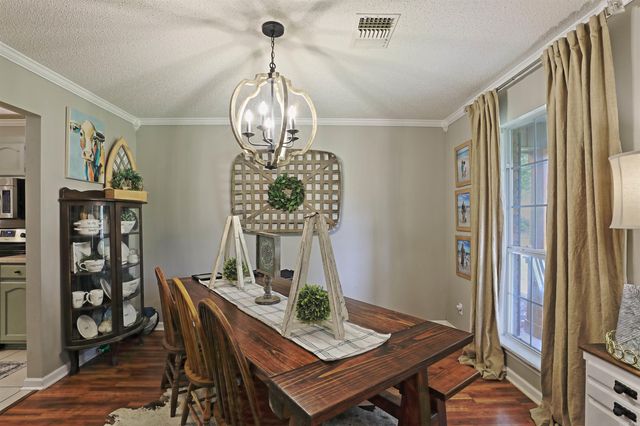 329 Regal Oaks, White Hall, AR 71602