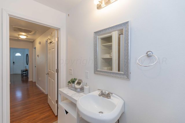 3002 S POLK Street, Amarillo, TX 79109