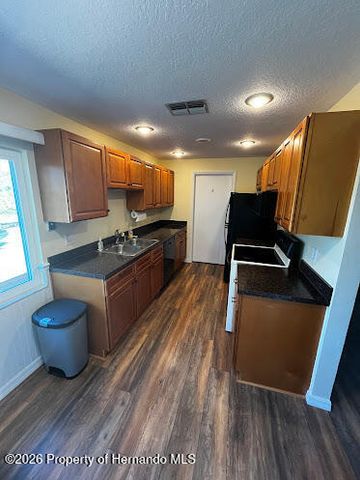 7578 ST. Andrews Boulevard 7578-d, Spring Hill, FL 34613