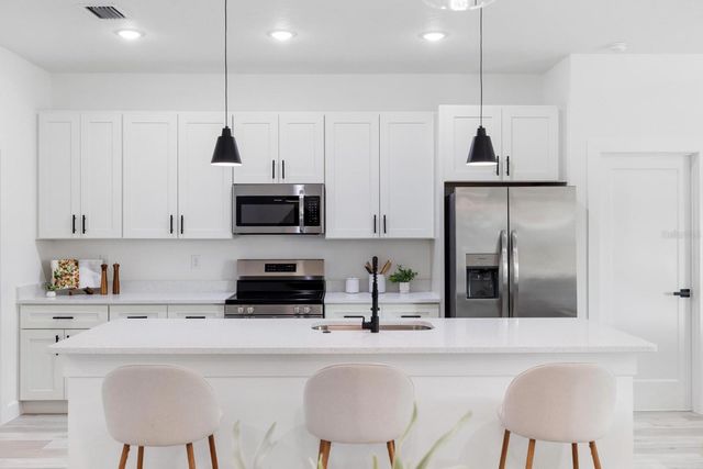 22032 PEACHLAND BOULEVARD, Port Charlotte, FL 33954