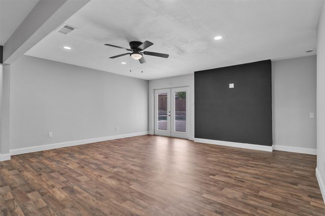 1230 Briar Hollow Lane, Garland, TX 75043