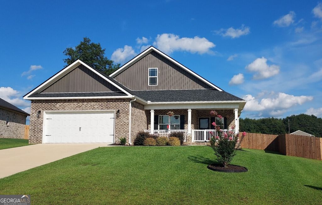 107 Lighterknot Trail, Perry, GA 31069