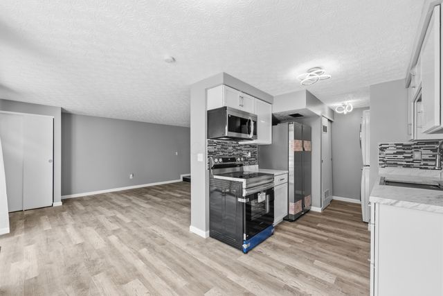 2467 Burgandy Lane, C, Columbus, OH 43232