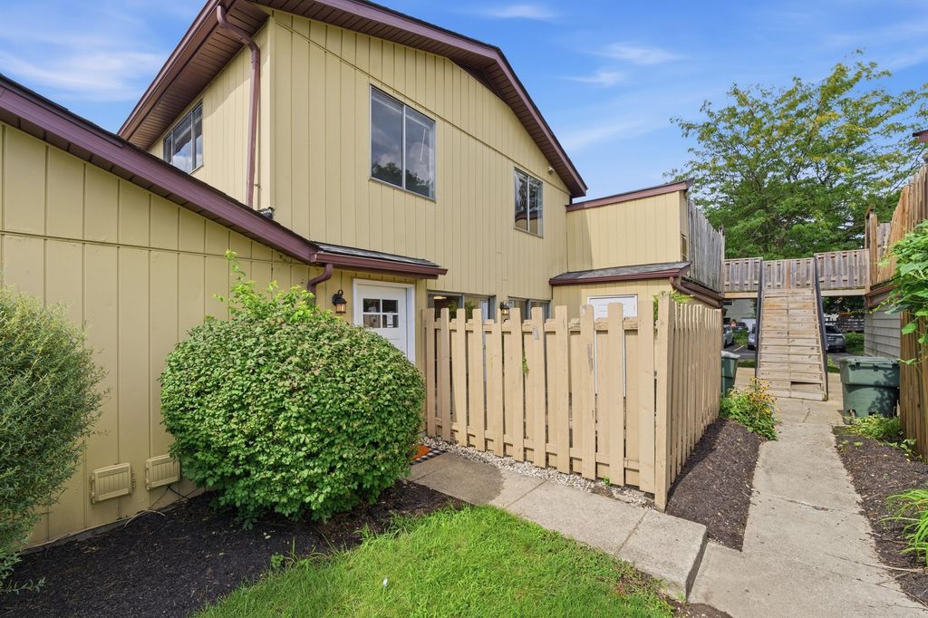 2467 Burgandy Lane, C, Columbus, OH 43232