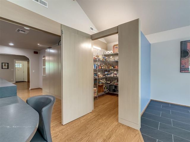 1102 McNamee Street, Norman, OK 73069
