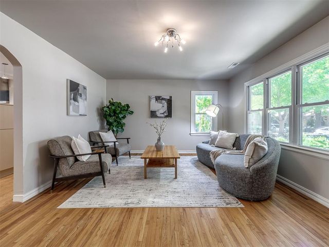 1102 McNamee Street, Norman, OK 73069