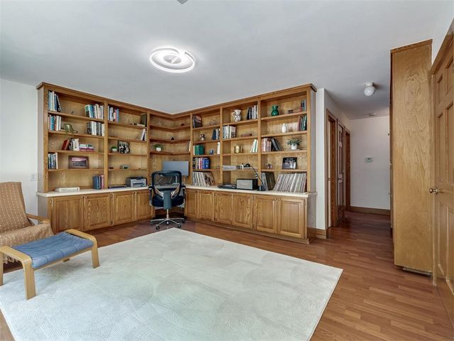1102 McNamee Street, Norman, OK 73069
