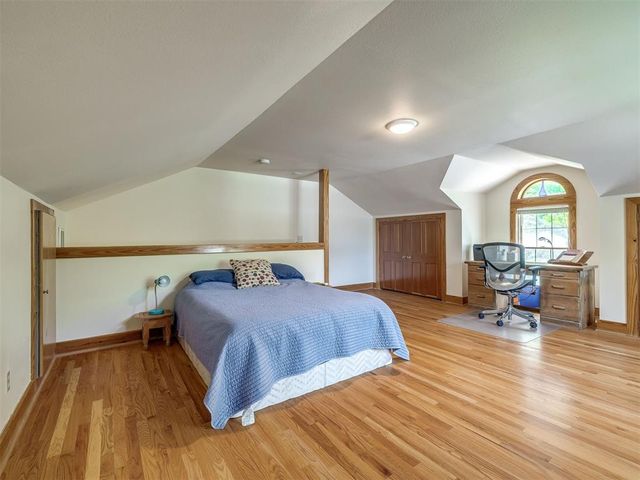 1102 McNamee Street, Norman, OK 73069