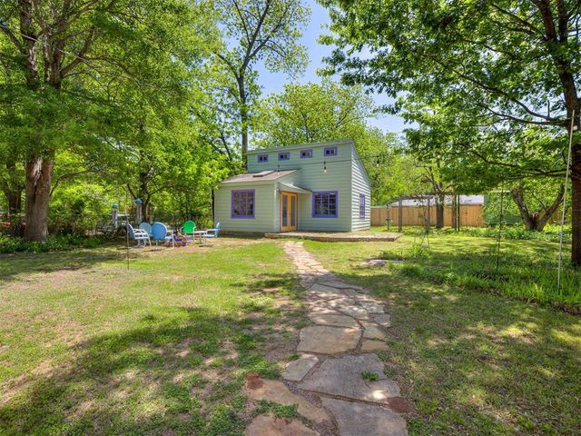 1102 McNamee Street, Norman, OK 73069