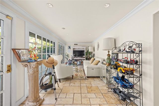 537 Cumberland, Glendale, CA 91202