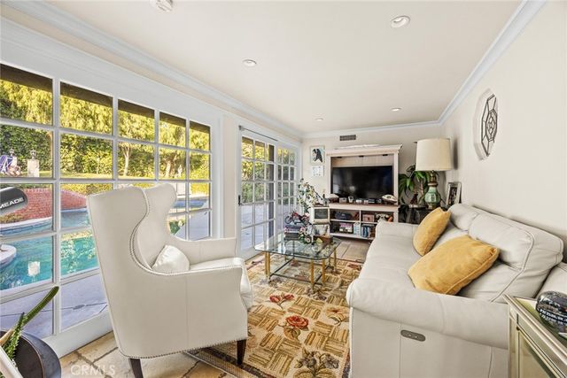 537 Cumberland, Glendale, CA 91202