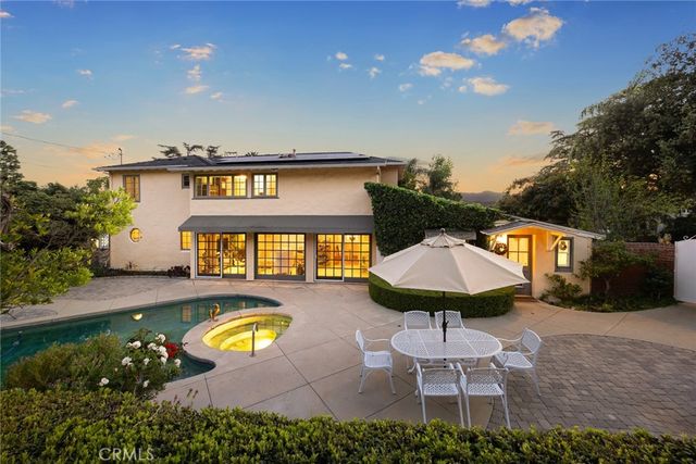 537 Cumberland, Glendale, CA 91202