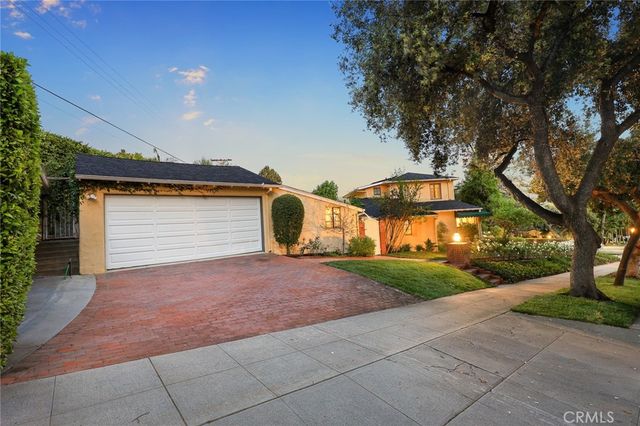 537 Cumberland, Glendale, CA 91202