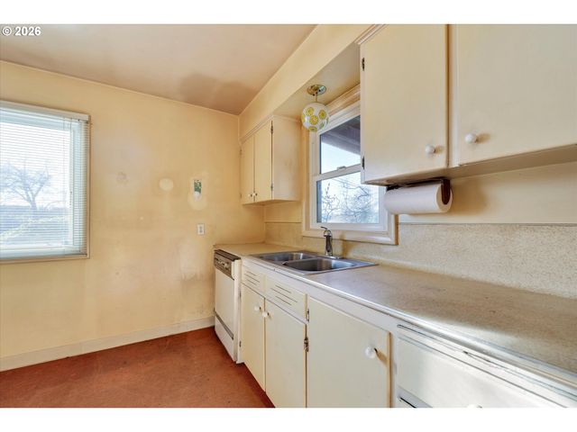 4305 Se FRANKLIN St, Milwaukie, OR 97222