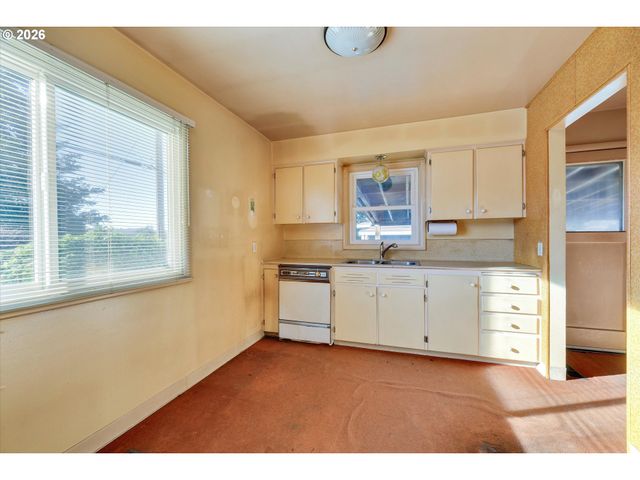 4305 Se FRANKLIN St, Milwaukie, OR 97222