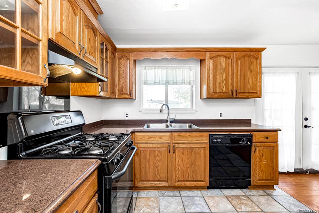 9569 Rainford Rd, Baton Rouge, LA 70810