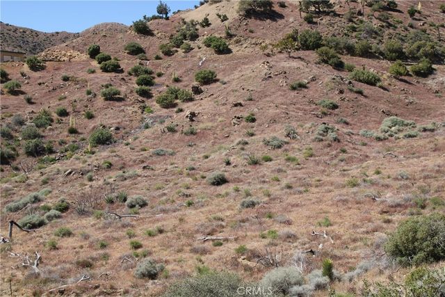 2 AC Eagles Nest, Yucca Valley, CA 92284