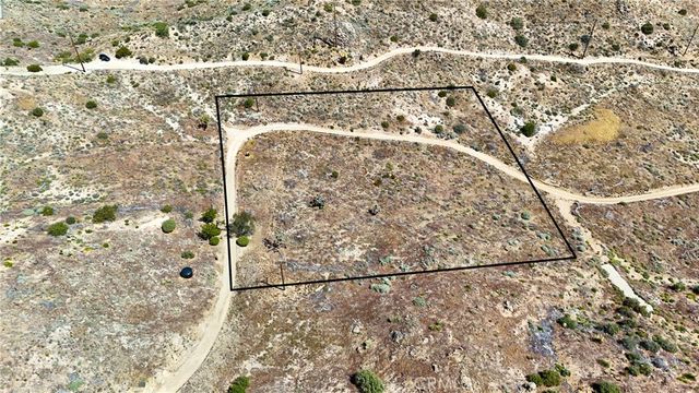 2 AC Eagles Nest, Yucca Valley, CA 92284