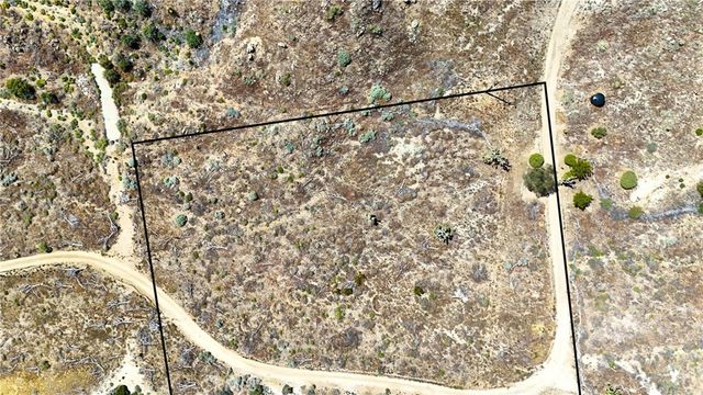 2 AC Eagles Nest, Yucca Valley, CA 92284