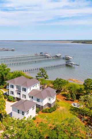 401 Wayfaring Point, Daniel Island, SC 29492