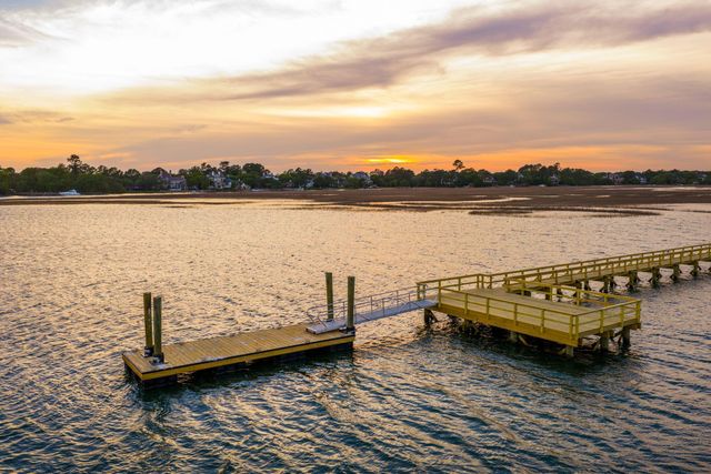 401 Wayfaring Point, Daniel Island, SC 29492