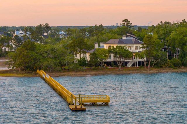 401 Wayfaring Point, Daniel Island, SC 29492