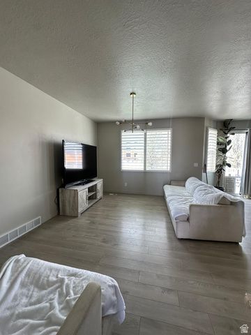 9572 S LEA HEATHER WAY, West Jordan, UT 84081