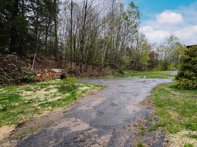 57 Summit Road, Plymouth, NH 03264