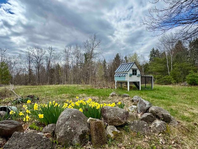 57 Summit Road, Plymouth, NH 03264