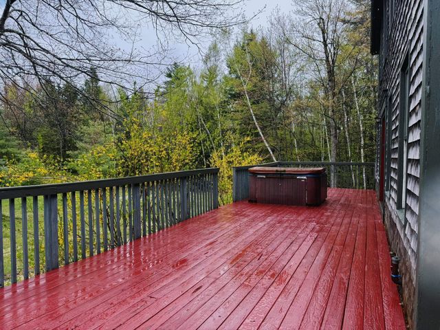 57 Summit Road, Plymouth, NH 03264