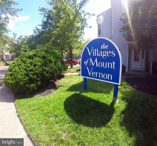 8702 VILLAGE GREEN CT, Alexandria, VA 22309
