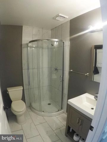 8702 VILLAGE GREEN CT, Alexandria, VA 22309