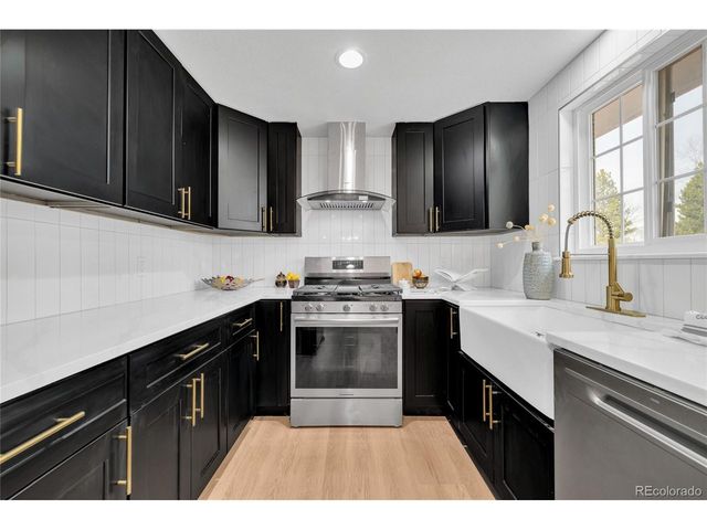 1414 Linden St, Longmont, CO 80501