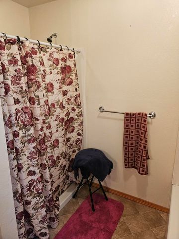 1170 Hodson Way, Anderson, MO 64831