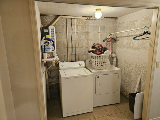 1170 Hodson Way, Anderson, MO 64831