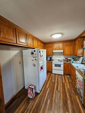 1170 Hodson Way, Anderson, MO 64831