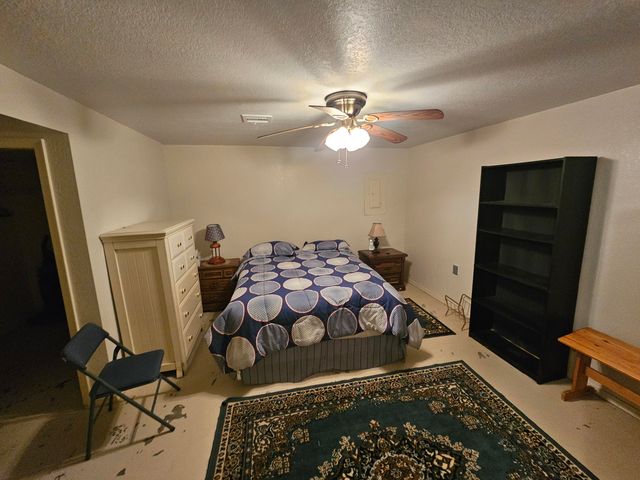 1170 Hodson Way, Anderson, MO 64831