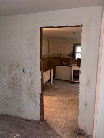 3235 W State Street, Springfield, MO 65802