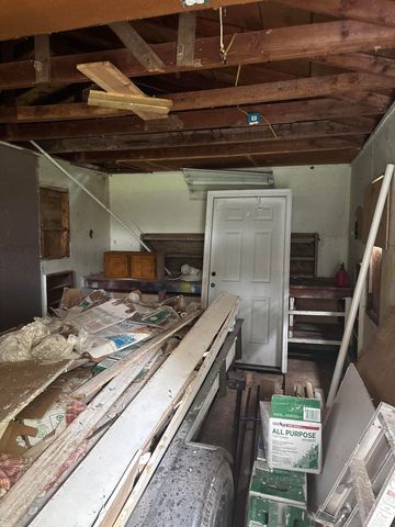 3235 W State Street, Springfield, MO 65802