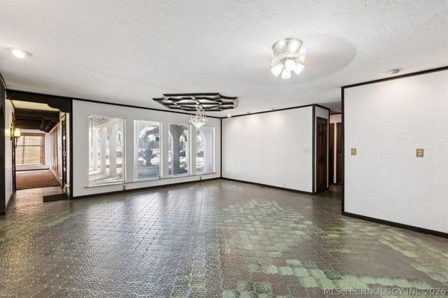 203 N Skinner Avenue, Drumright, OK 74030