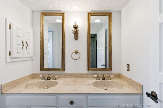 203 N Skinner Avenue, Drumright, OK 74030