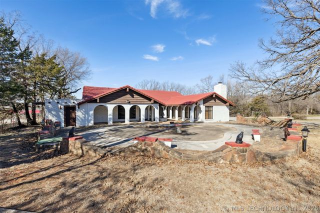 203 N Skinner Avenue, Drumright, OK 74030