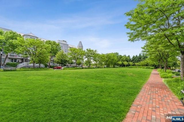 50 Constitution Way 50, Jersey City, NJ 07305