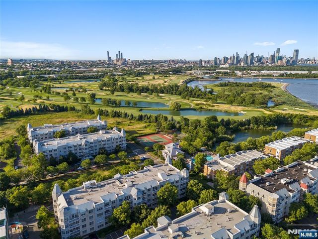 50 Constitution Way 50, Jersey City, NJ 07305