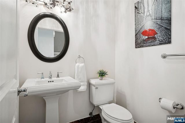 50 Constitution Way 50, Jersey City, NJ 07305