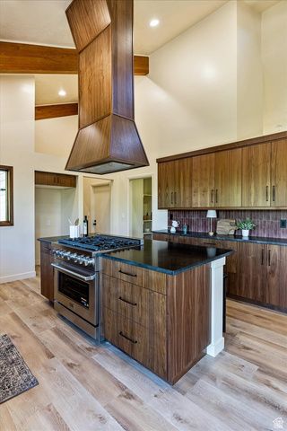 5302 ARROWHEAD LN, Ogden, UT 84403