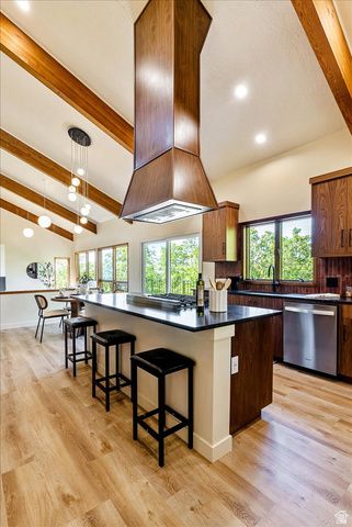 5302 ARROWHEAD LN, Ogden, UT 84403