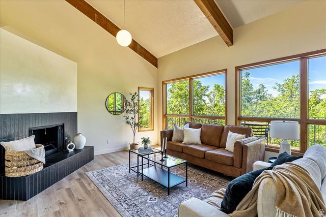 5302 ARROWHEAD LN, Ogden, UT 84403